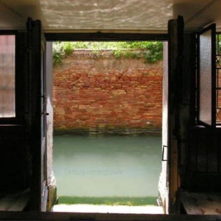 Walk On The Water ✧ 5 Minutes To Rialto Bridge Veneza Exterior foto