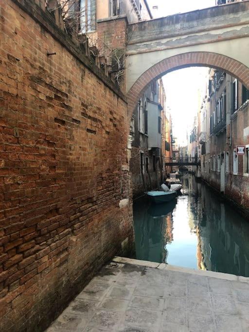 Walk On The Water ✧ 5 Minutes To Rialto Bridge Veneza Exterior foto
